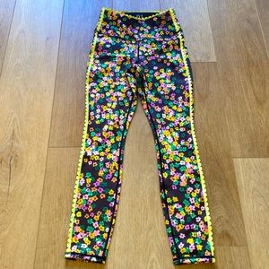 IVL women’s leggings. Colorful withs yellow scallops on the sides and top